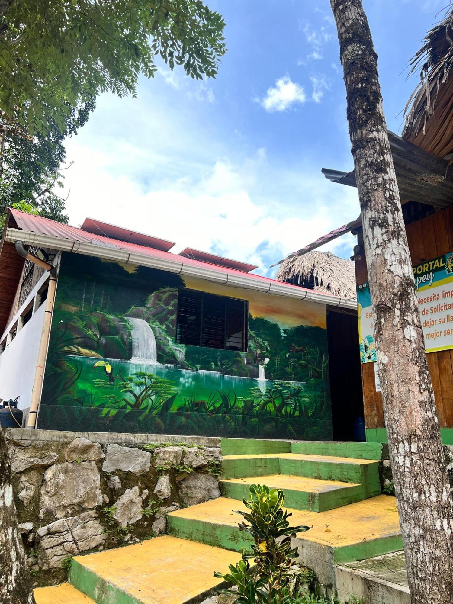 El Portal De Champey Vandrarhem Lanquín Exteriör bild