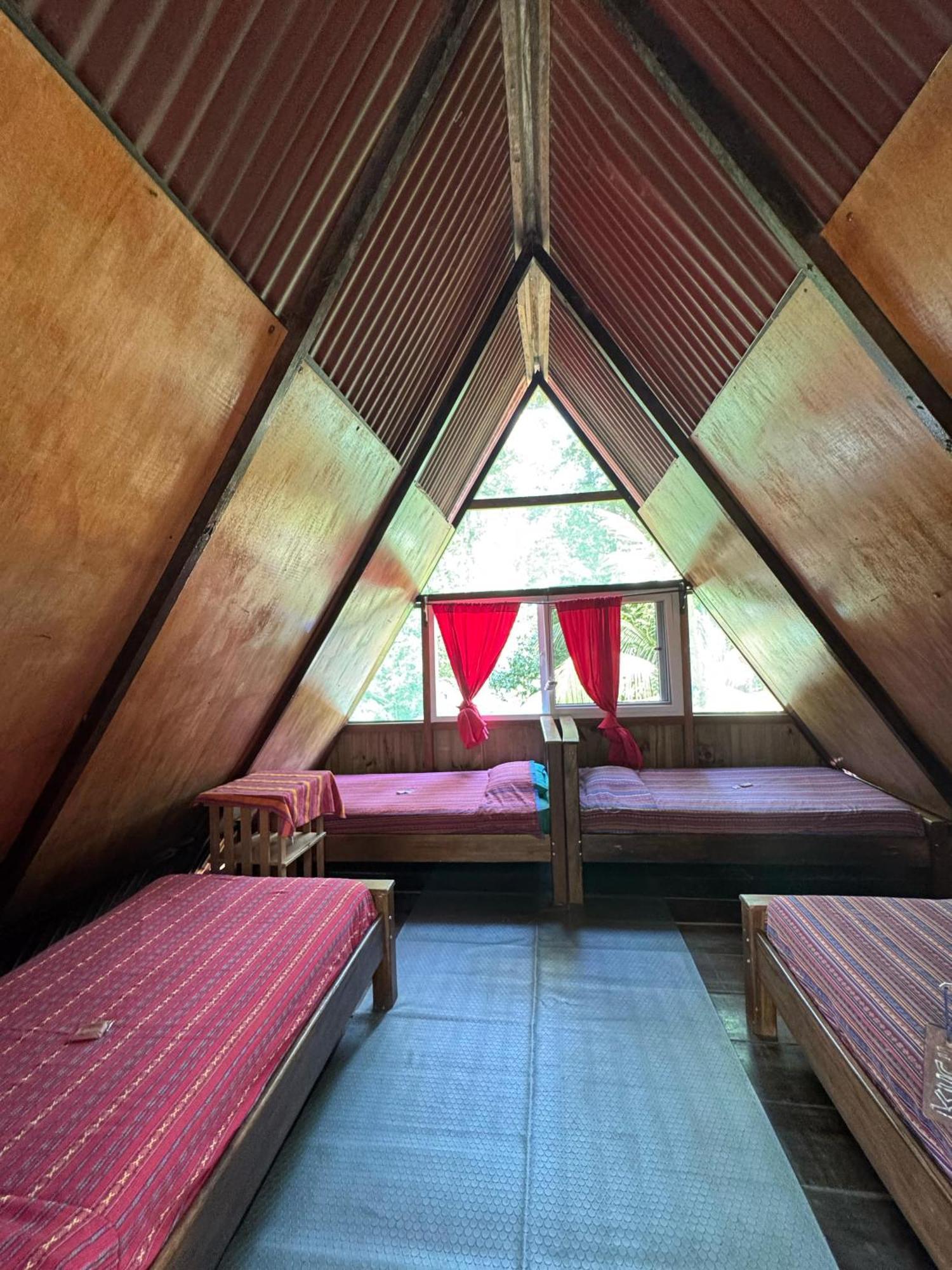 El Portal De Champey Vandrarhem Lanquín Exteriör bild