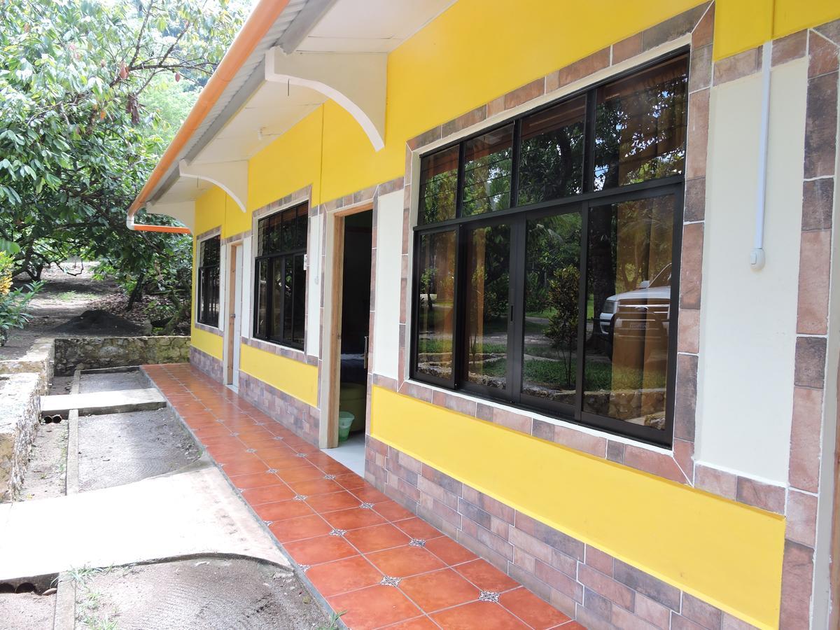 El Portal De Champey Vandrarhem Lanquín Exteriör bild