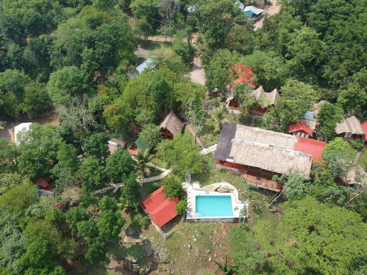 El Portal De Champey Vandrarhem Lanquín Exteriör bild